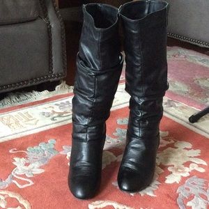Black platform boot
